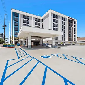 Hotel Hampton Angeles Airport, Lennox